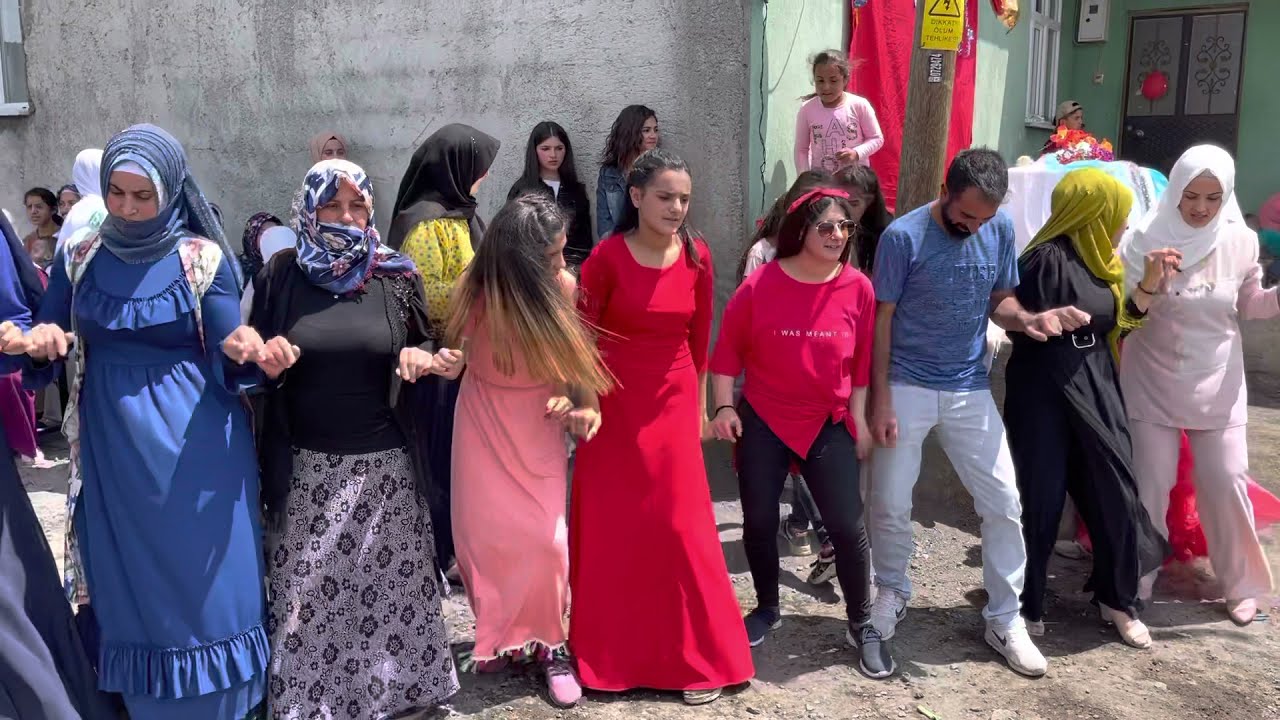SARIKAMIŞ ALİSOFU KÖYÜ ÇOK KONUŞULACAK DÜĞÜN DİLOVAN MÜZİK