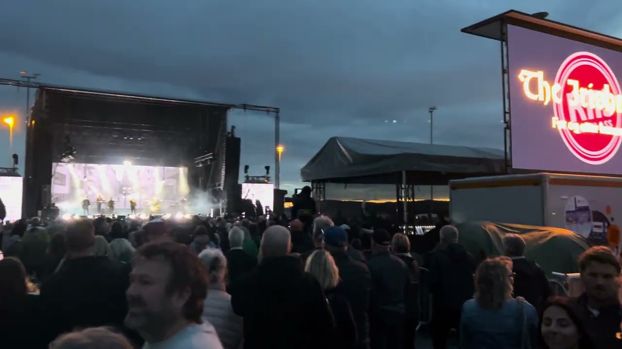 Lars Winnerbäck konsert 10. August 2024 Video 1 Hamar Norway