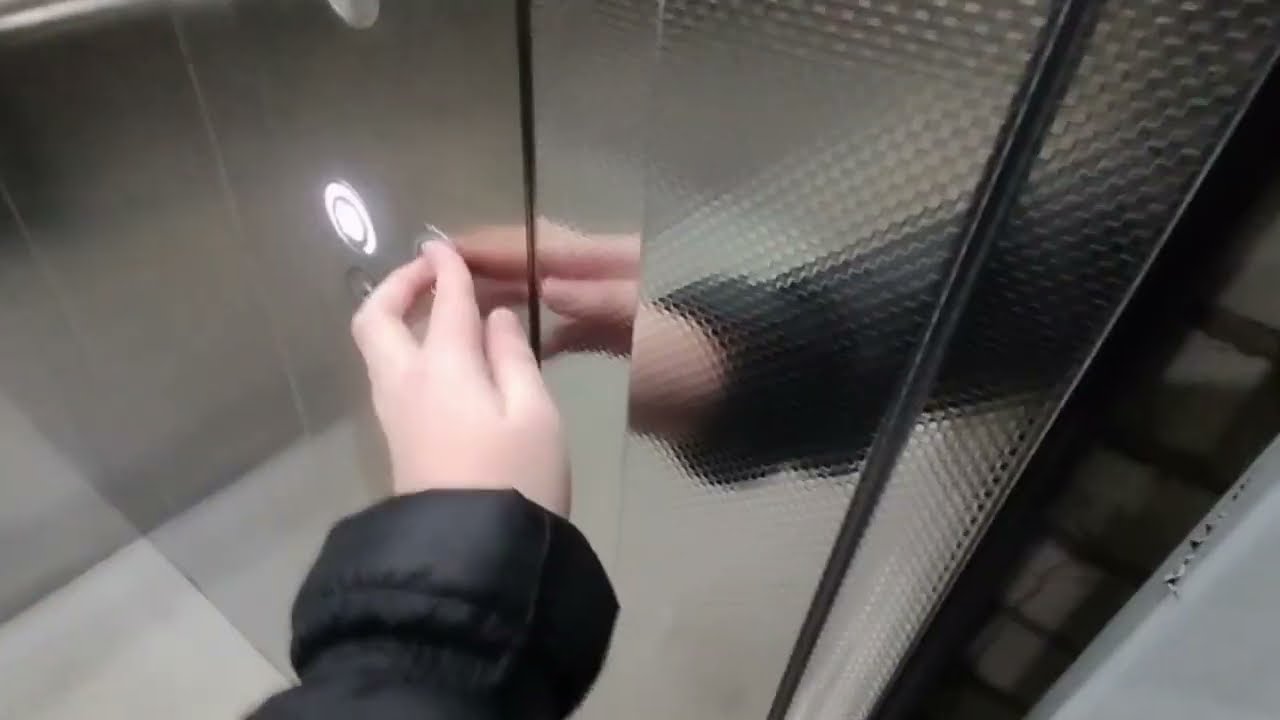 Лифты бывшей фабрики 
