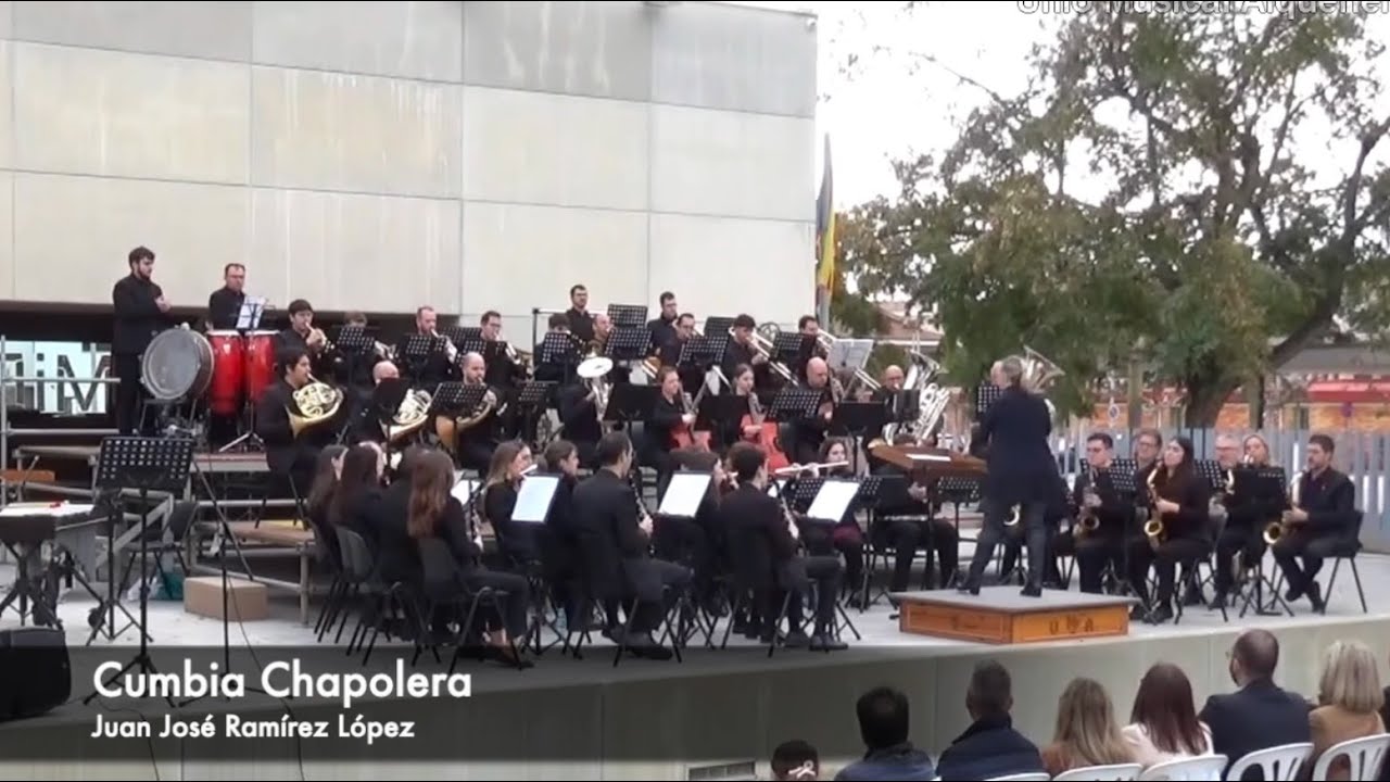 CUMBIA CHAPOLERA (Juan Jos&eacute; Ram&iacute;rez G&oacute;mez) / UMCatarroja / Natalia Monta&ntilde;&eacute;s