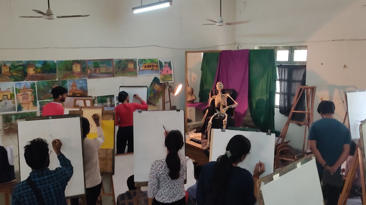 How to draw live model Study in my college | BHU, Visual Art Faculty |