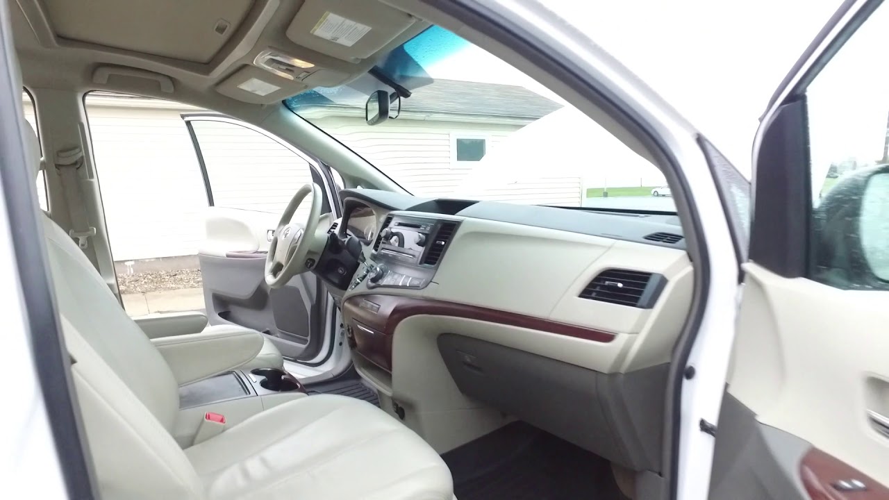 QCAutoplex.com 2012 Toyota Sienna XLE