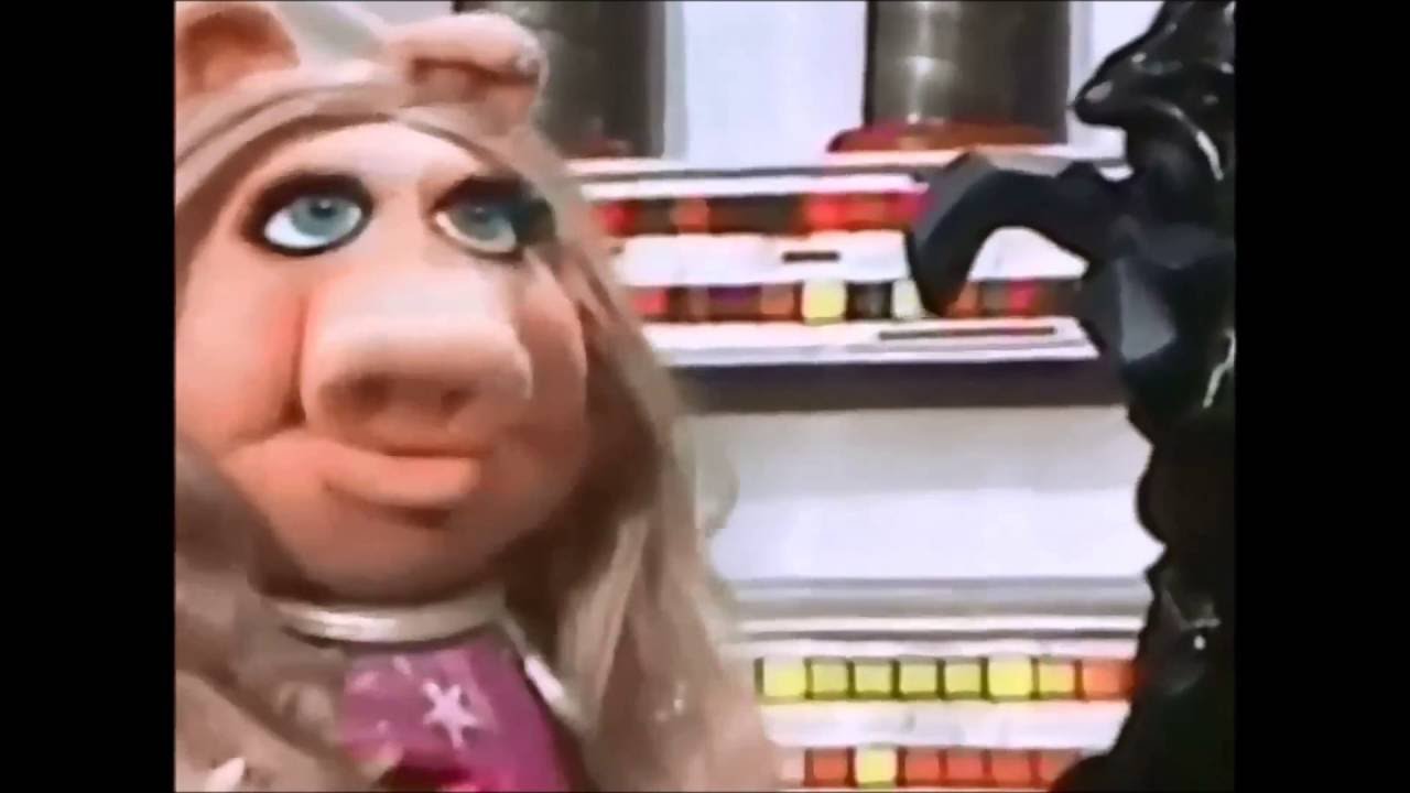 DERTH NADER - SCHWEINE IM WELTALL (MUPPET SHOW)