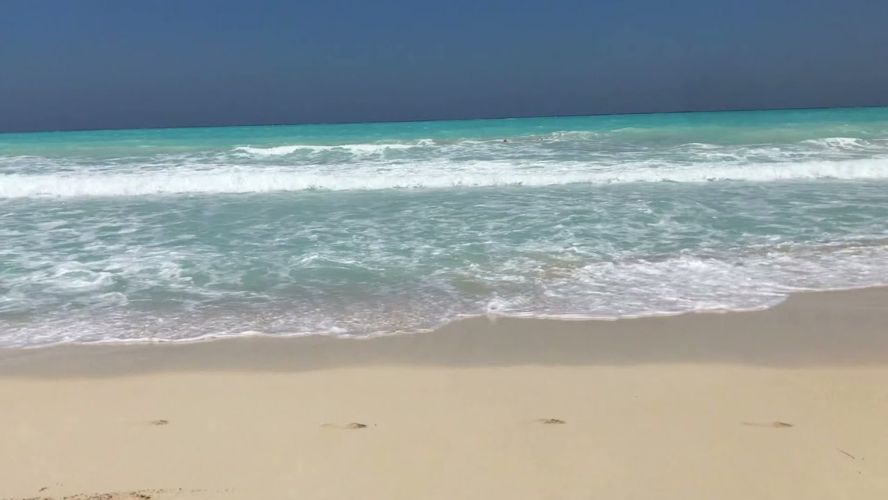 منتجع هايسندا باى الساحل الشمالى منظر البحر تحفة