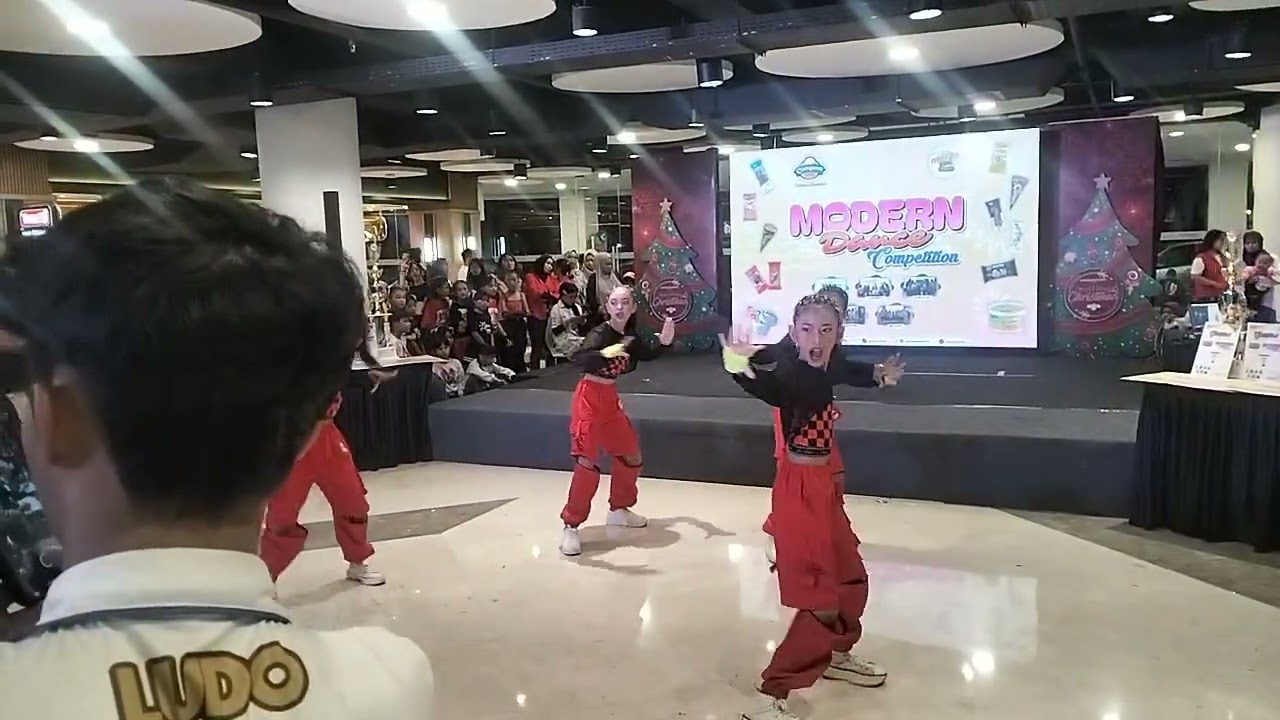 We go up final 26 Desember 2025