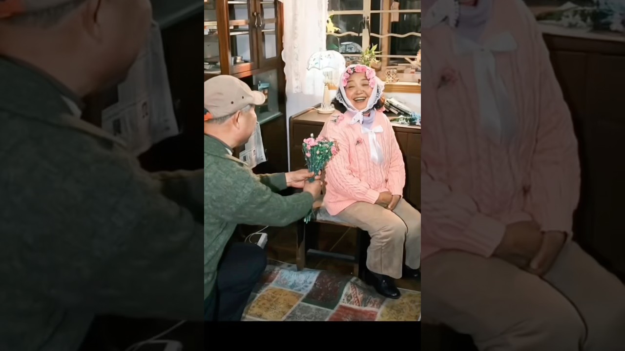 Тихая любовь &mdash; самая глубокая любовь 💐 #доброта #трогательно #целибрака #историялюбви #сюрприз #о...