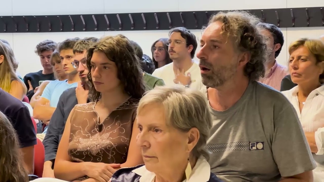Coltiviamo un futuro più etico: scienza e politica dietro la carne coltivata