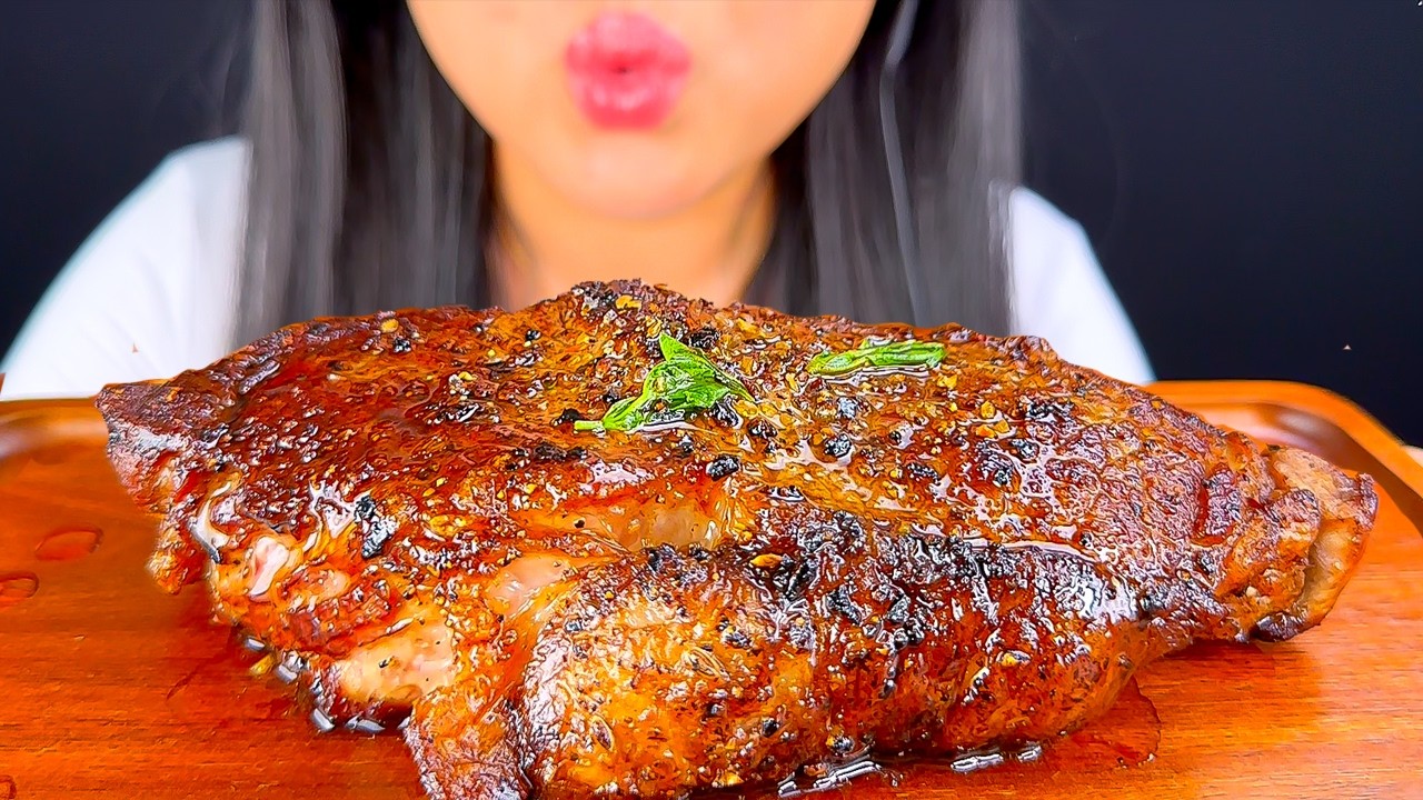 ASMR Juicy Steak (Cooking & Eating)
