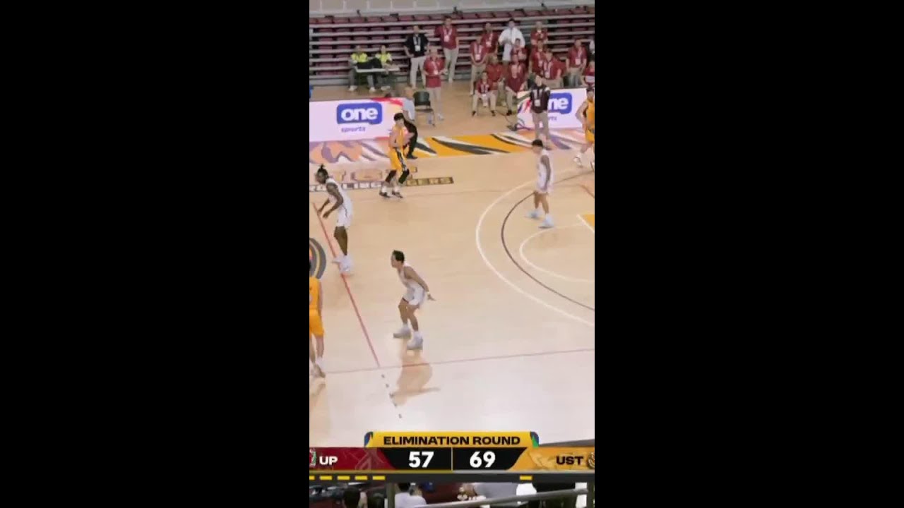 Rey Remogat&rsquo;s FIRST BUCKET for UP vs UST in 3Q | UAAP Season 88 Men&rsquo;s Basketball