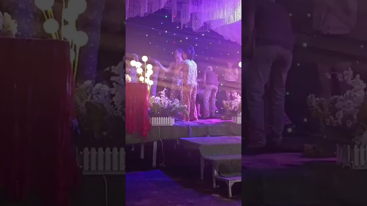 Cô dâu chơi tới bến luôn