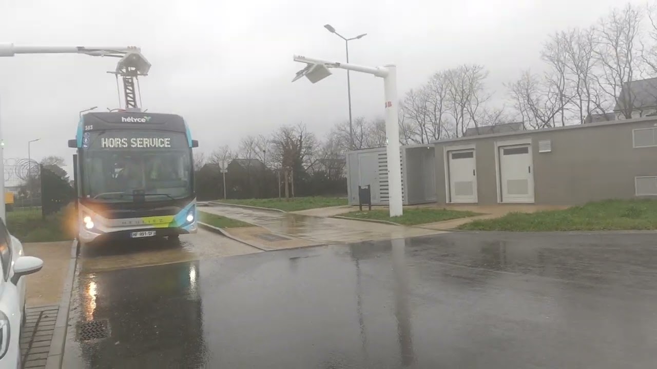 La pause a montoir l'ormois de la ligne H1 avant de repartir à destination Gavy à 13h44 ycéo stran 