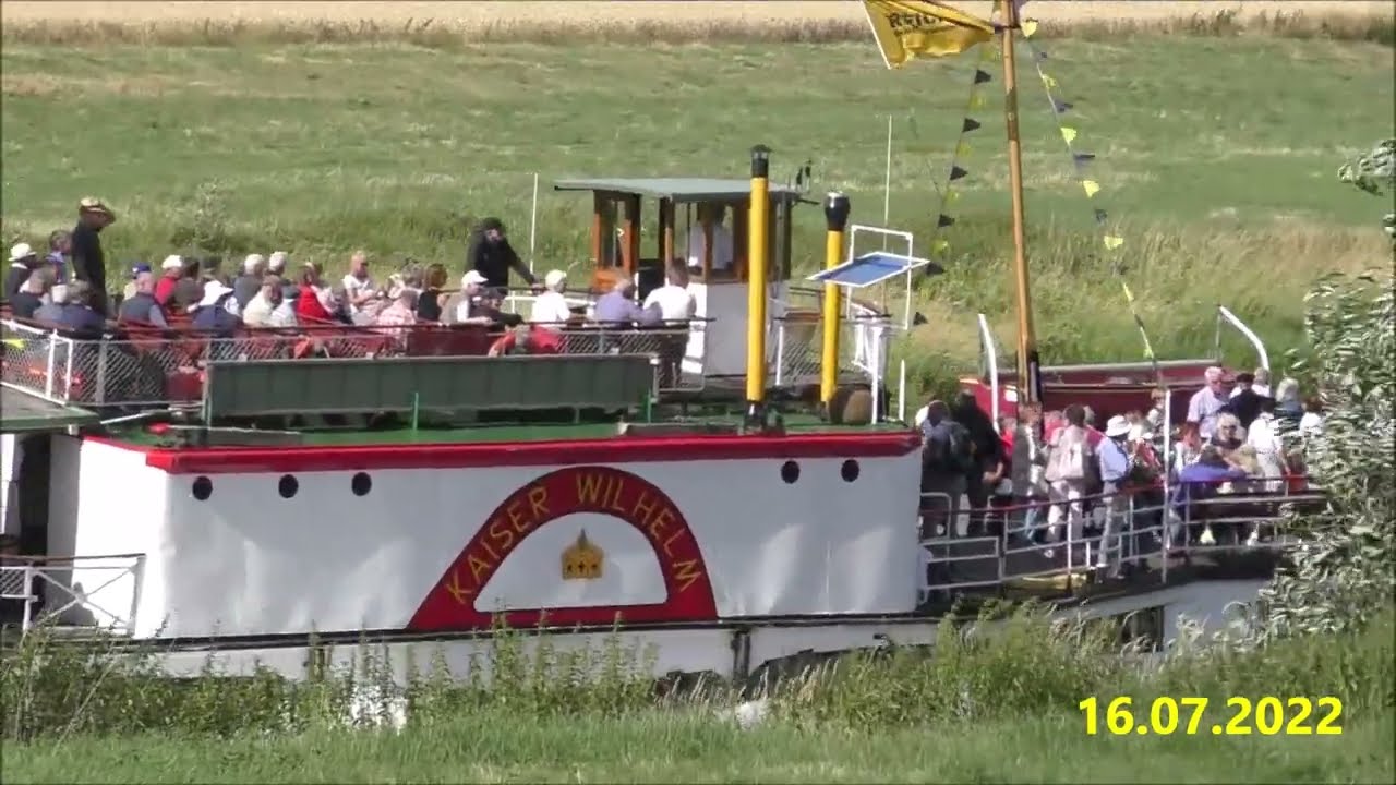 Fluss Weser. RADDAMPFER 