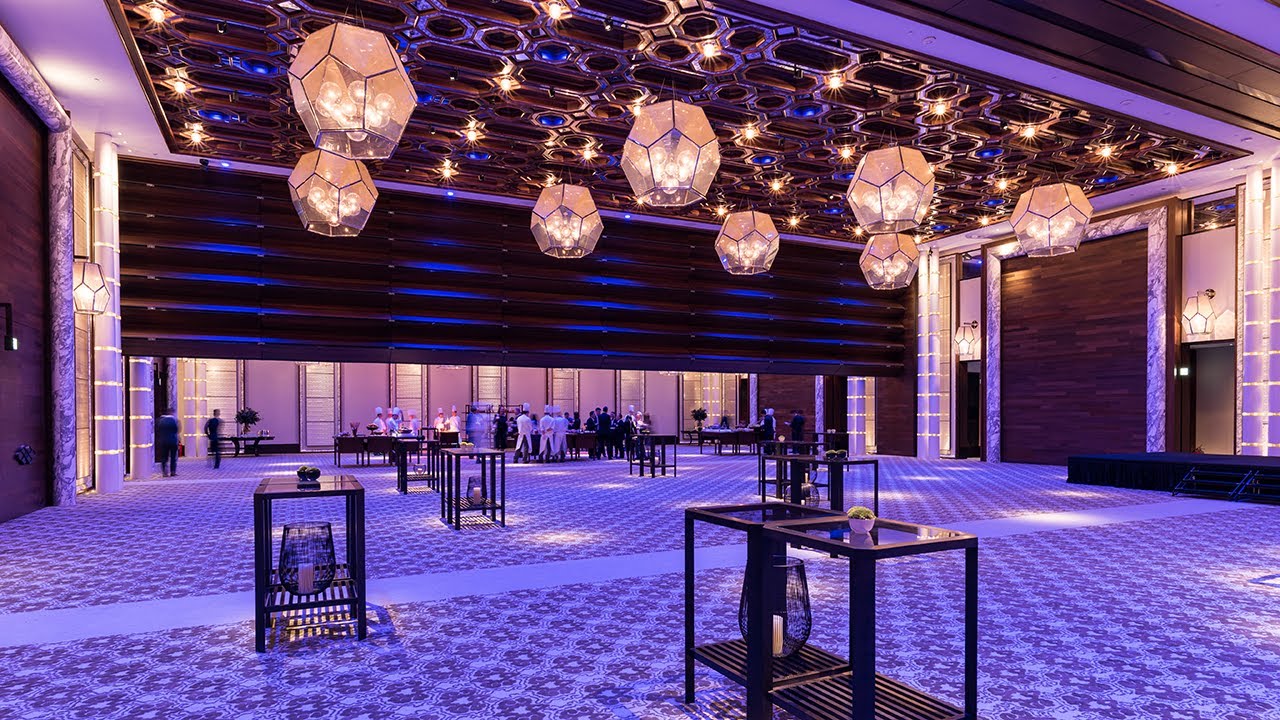 Skyfold® at the Rosewood Hong Kong Hotel