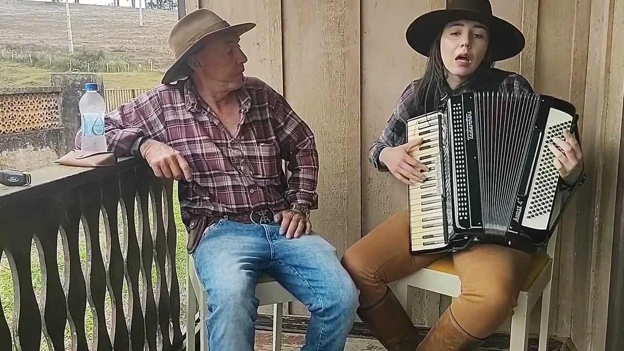 CHORANDO DE AMOR(OS BERTUSSI). Por Andreia e Tocha   #musicagaucha#tradicao#gaiteira#paiefilha