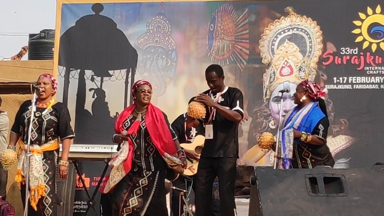 सूरजकुंड मेला - लोकसंगीत की धूम | The Most Extravagant Crafts Fair in the World