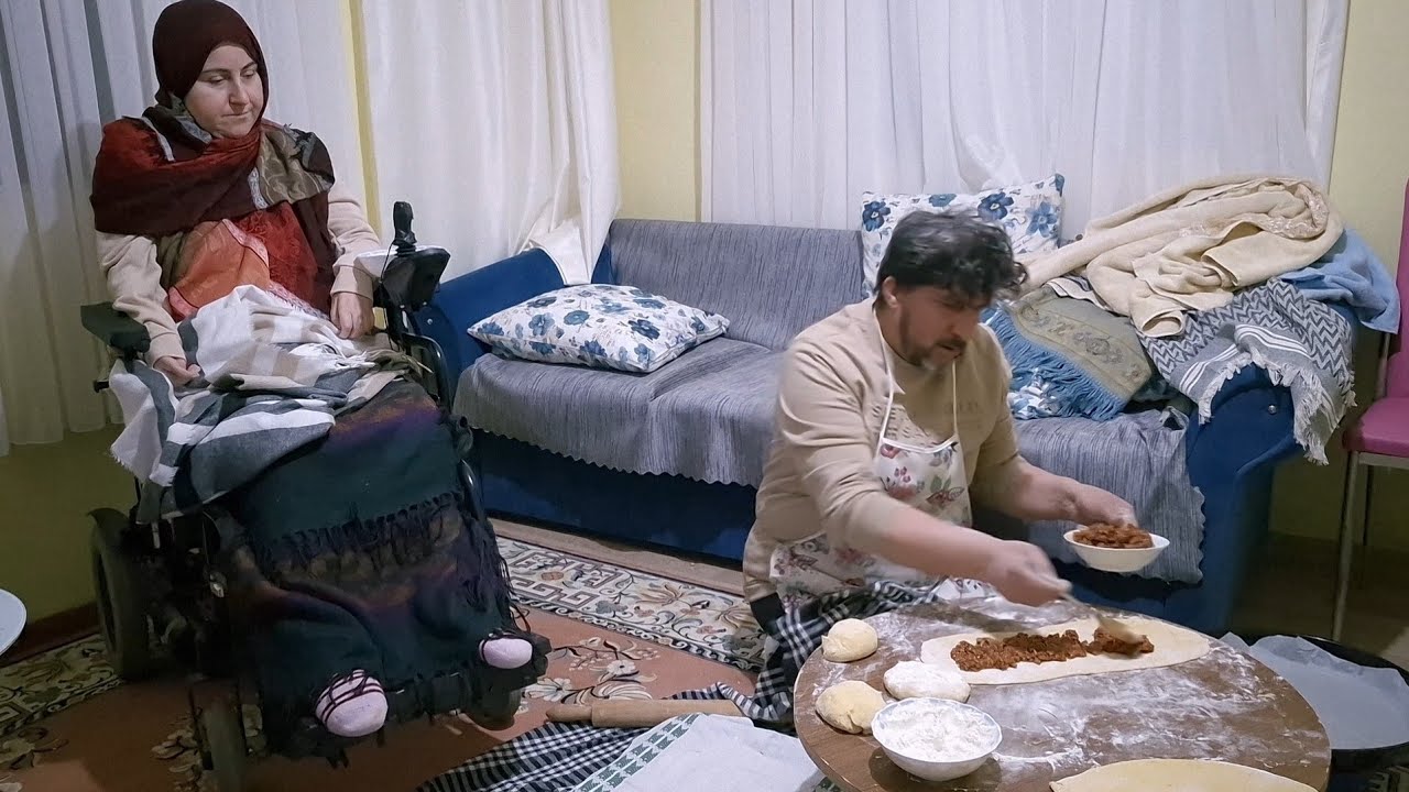 HAMURUNDA KABAK VAR ⁉️ KIYMALI PİDE 🥖