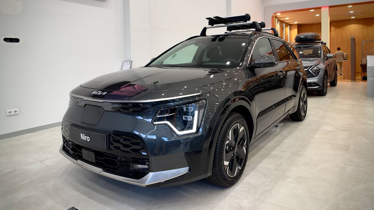 2025 Kia Niro - Interior and Exterior