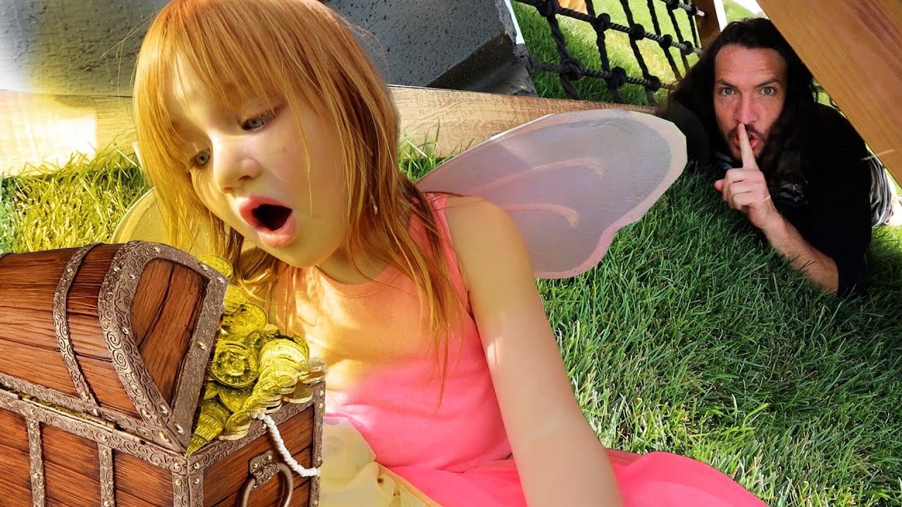 PiRATE vs FAIRY - Beach Battle for Gold!! Adley finds an abandoned ship and a hidden tiny town ☠