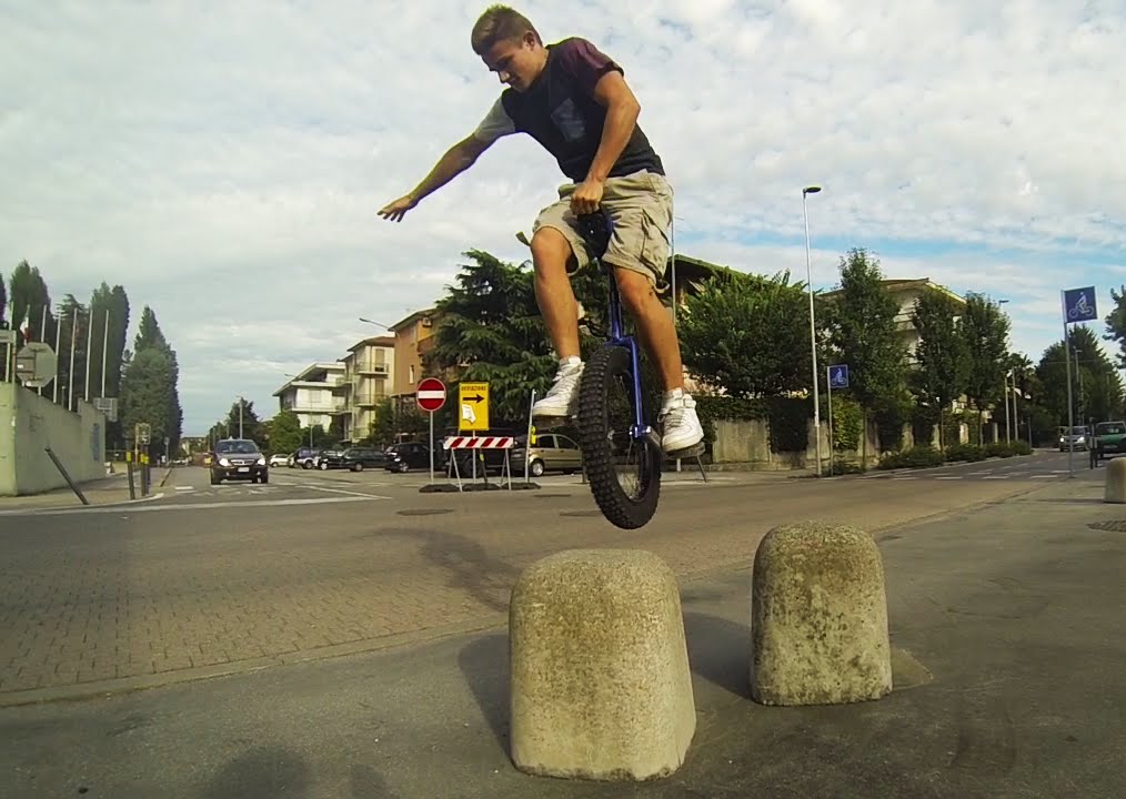 Monociclo freestyle - Unicycle