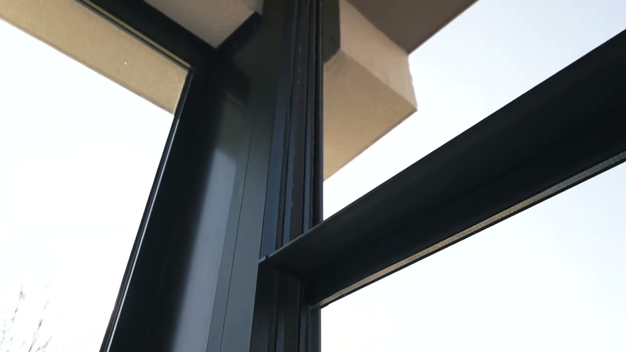 &Icirc;nchidere cu sticla tip Ghilotina