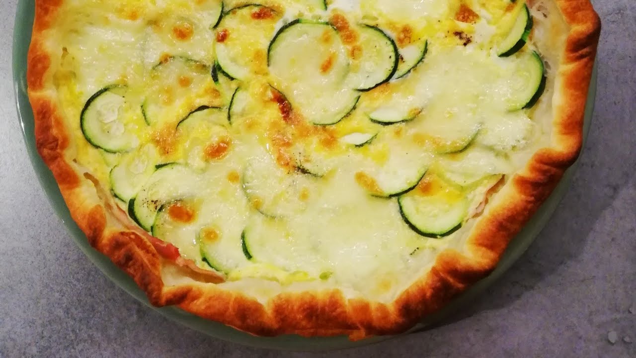 TORTA SALATA CON ZUCCHINE PROSCIUTTO E MOZZARELLA