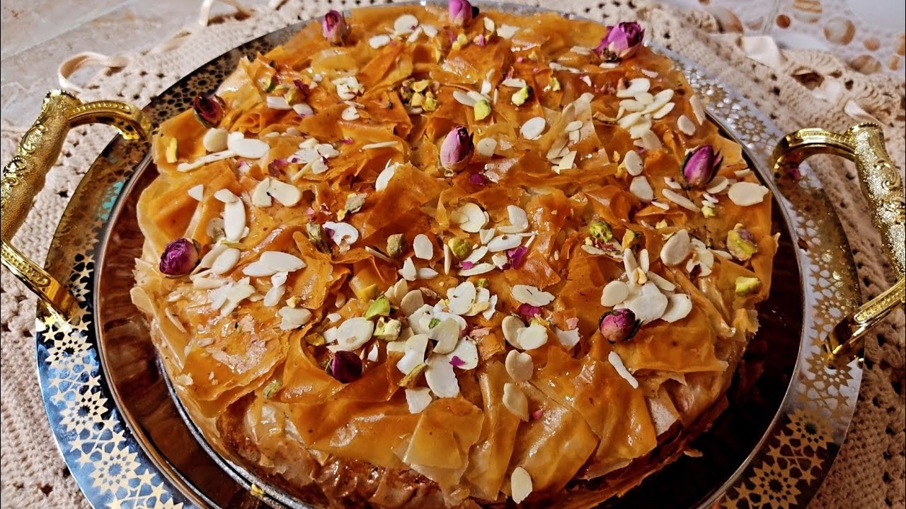 بسبوسة ملكية بريستيج/ بورق الفيلو/معلكة ولذيذة بزااااااف 😋🌷