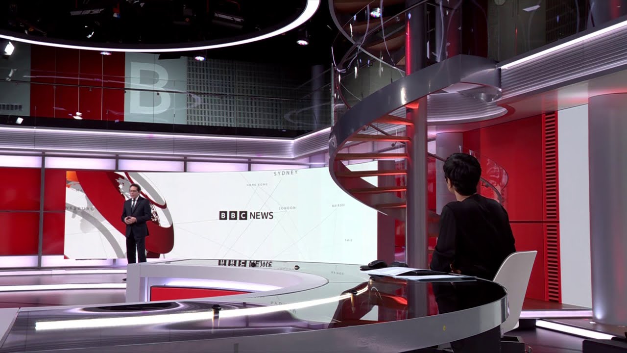 BBC News at Ten (22GMT - Full Program - 4/1/23) [1080p]