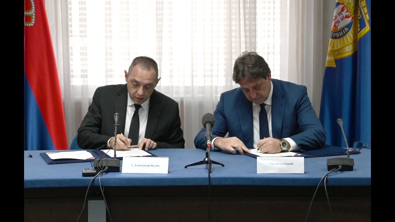 Ministar unutra&scaron;njih poslova Bratislav Ga&scaron;ić preuzeo je dužnost od dosada&scaron;njeg ministra Vulina