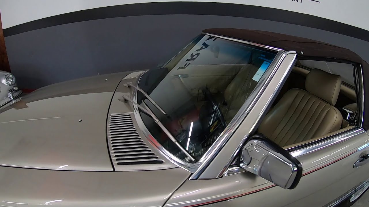 1989 Mercedes-Benz 560SL
