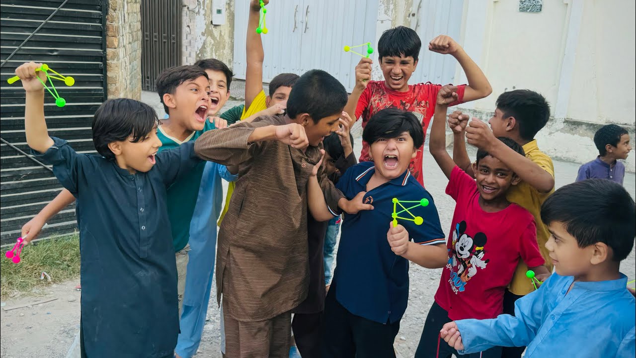 Ali ki khatarnak larai ho gai 😳 || market me new Tik tik a gaye 😱 || bacho ny bht tang kya 🥺 ||