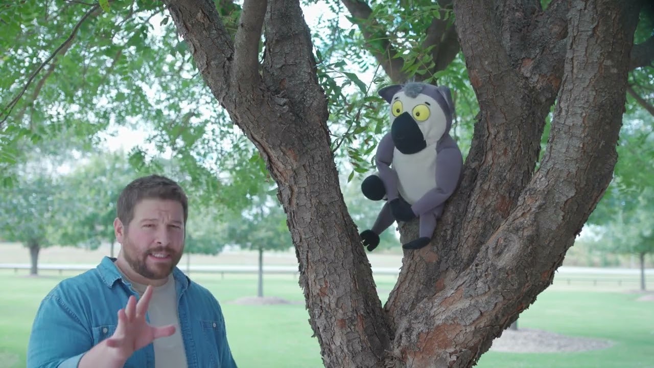 Pastor Cam tells Majunga about Zacchaeus | Bible Story