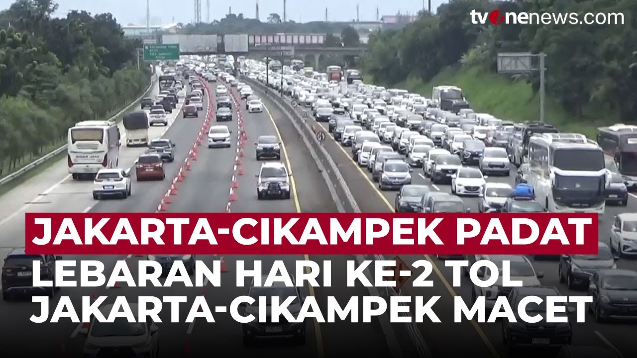 Hari Kedua Lebaran Tol Jakarta-Cikampek Padat Merayap | OneNews Update