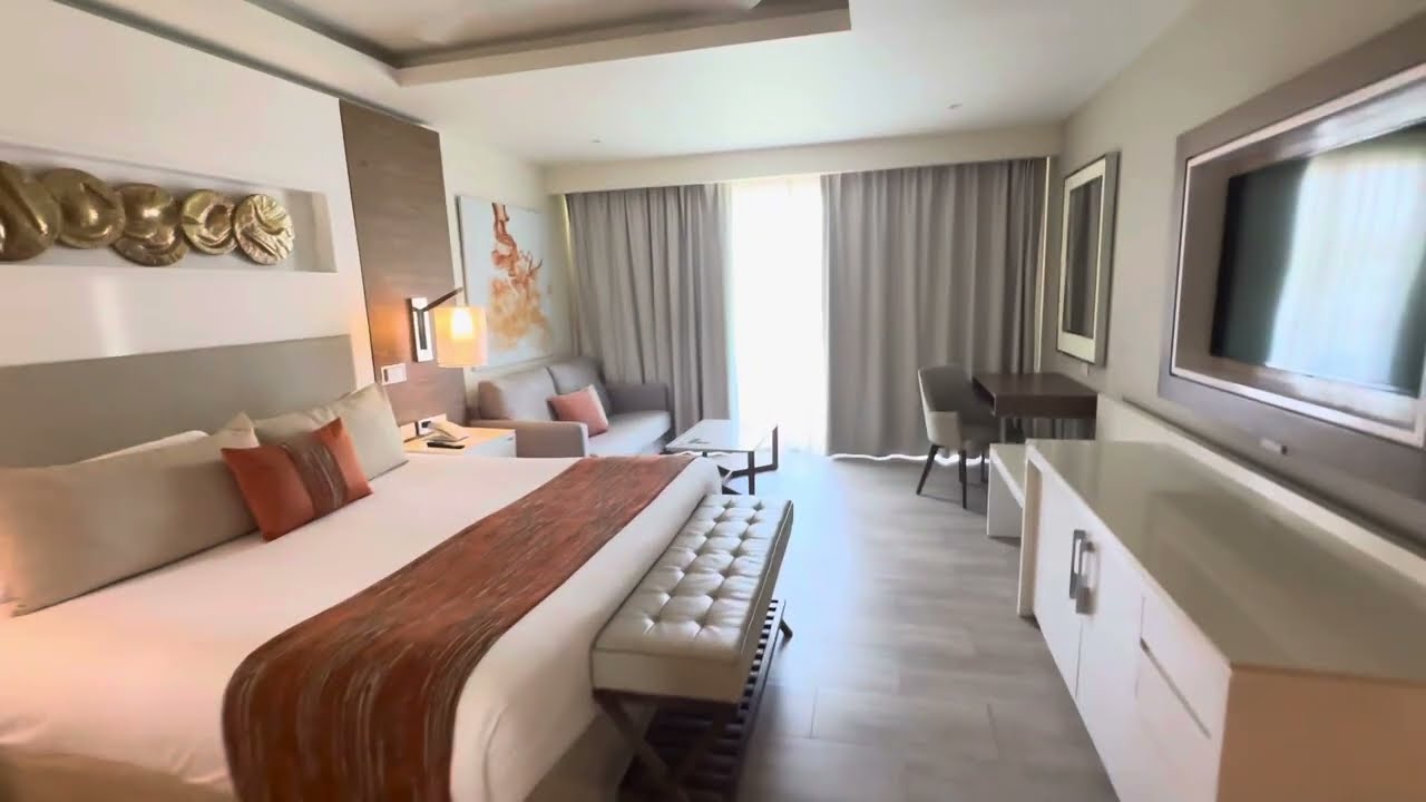 Royalton Bavaro - 1 bedroom presidential suite.