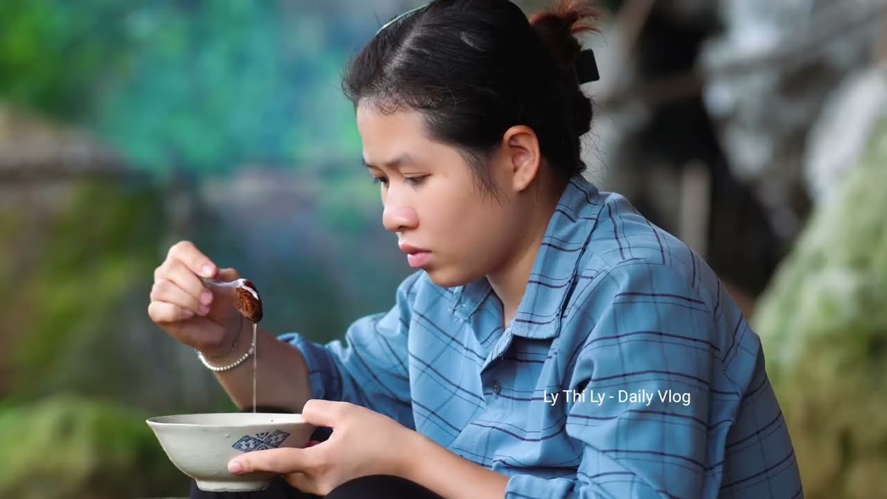 Single Mom Makes a Simple Bread Lunch with Her Baby – CEO Duong Struggles to Find His Wife and Child