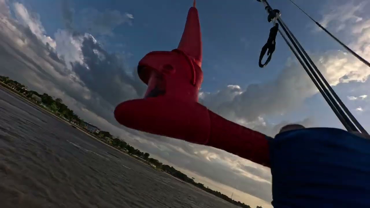 kitesurf no Por do Sol na Praia do Porto Arthur (Mosqueiro - Bel&eacute;m)
