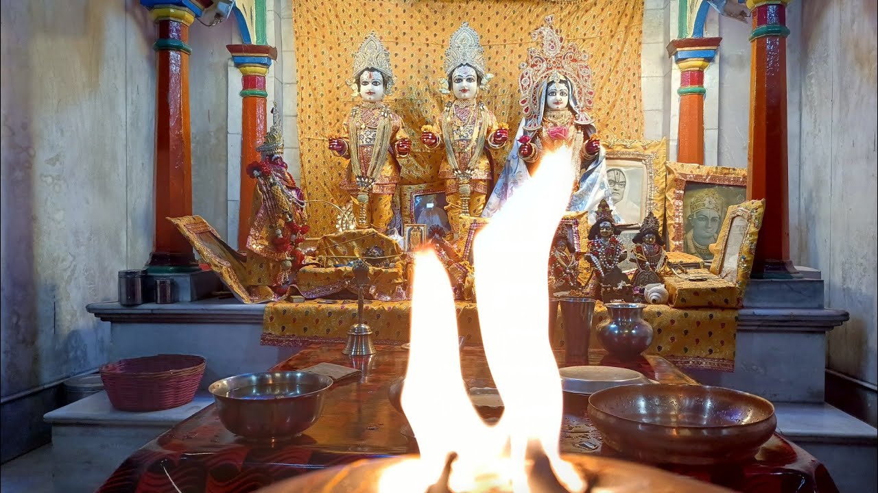 LIVE🔴:संध्याश्रृंगार आरती दर्शन🙏!! सोमवार!! 26jan#trending#bhakti#jaishreeram #panchmandir#aarti