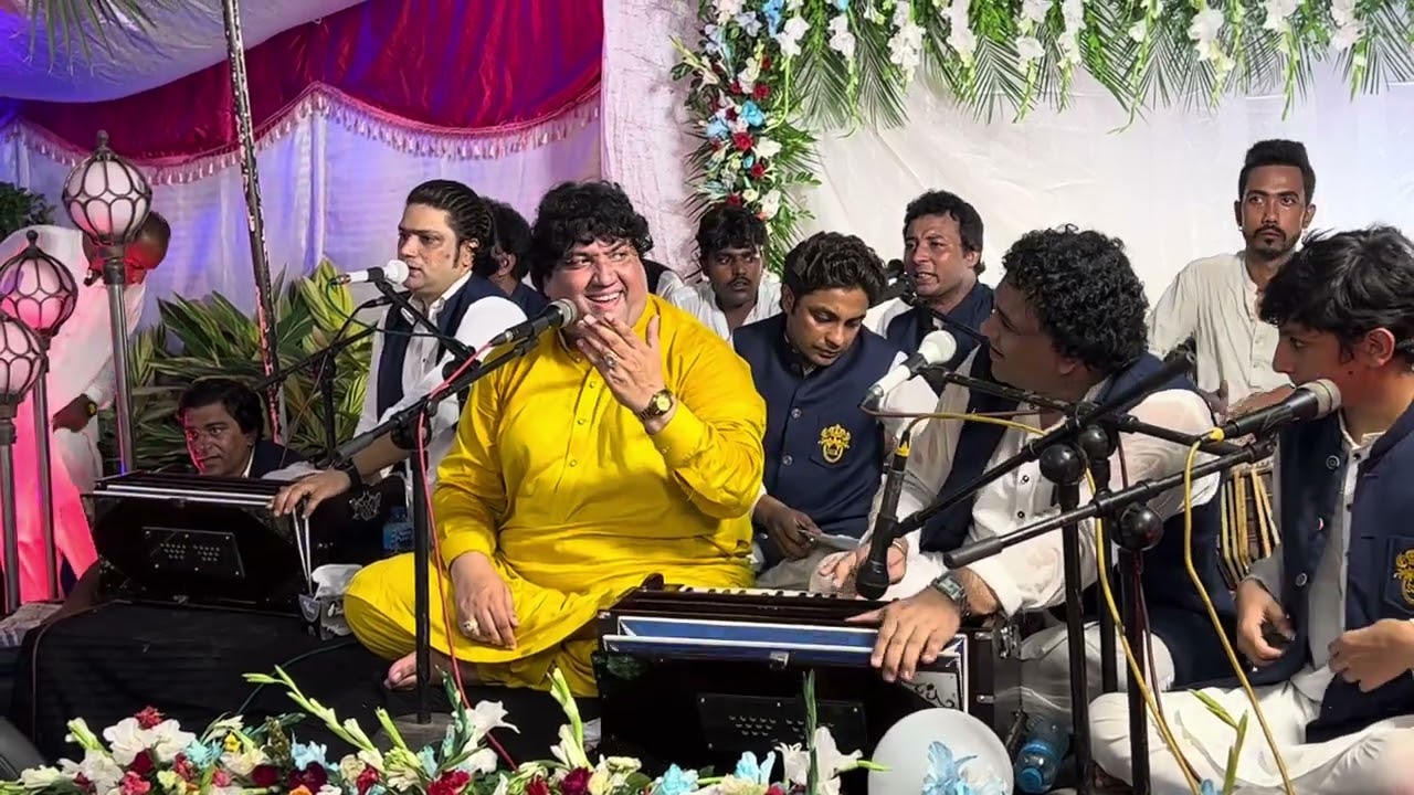 Yeh Jo Halka Halka Suroor Hai by Shahzad santoo khan Qawal performing in Lahore