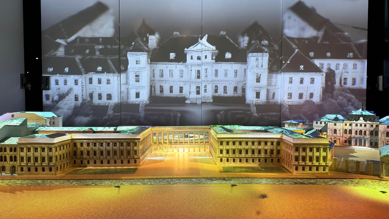 Projection Mapping on the Saski Palace and Brühl Palace model - part 1   history ENG
