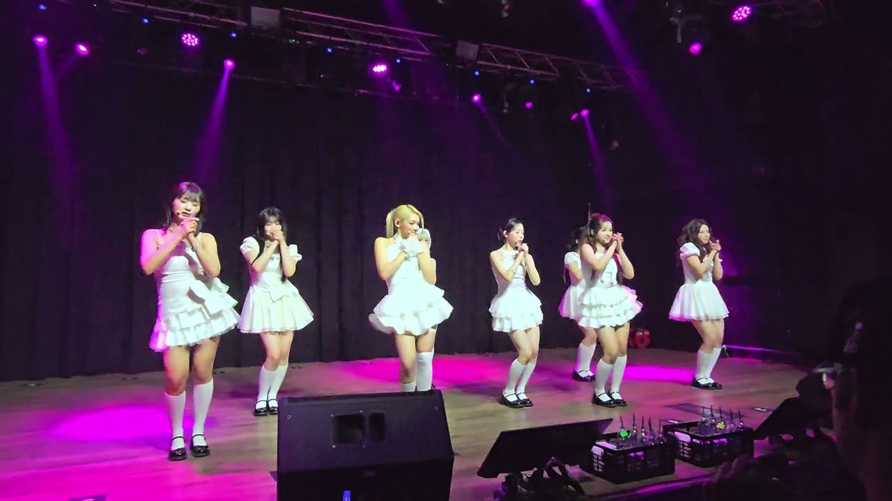 Unis-mwah...(EN Ver.) | Atlanta 26-2-4