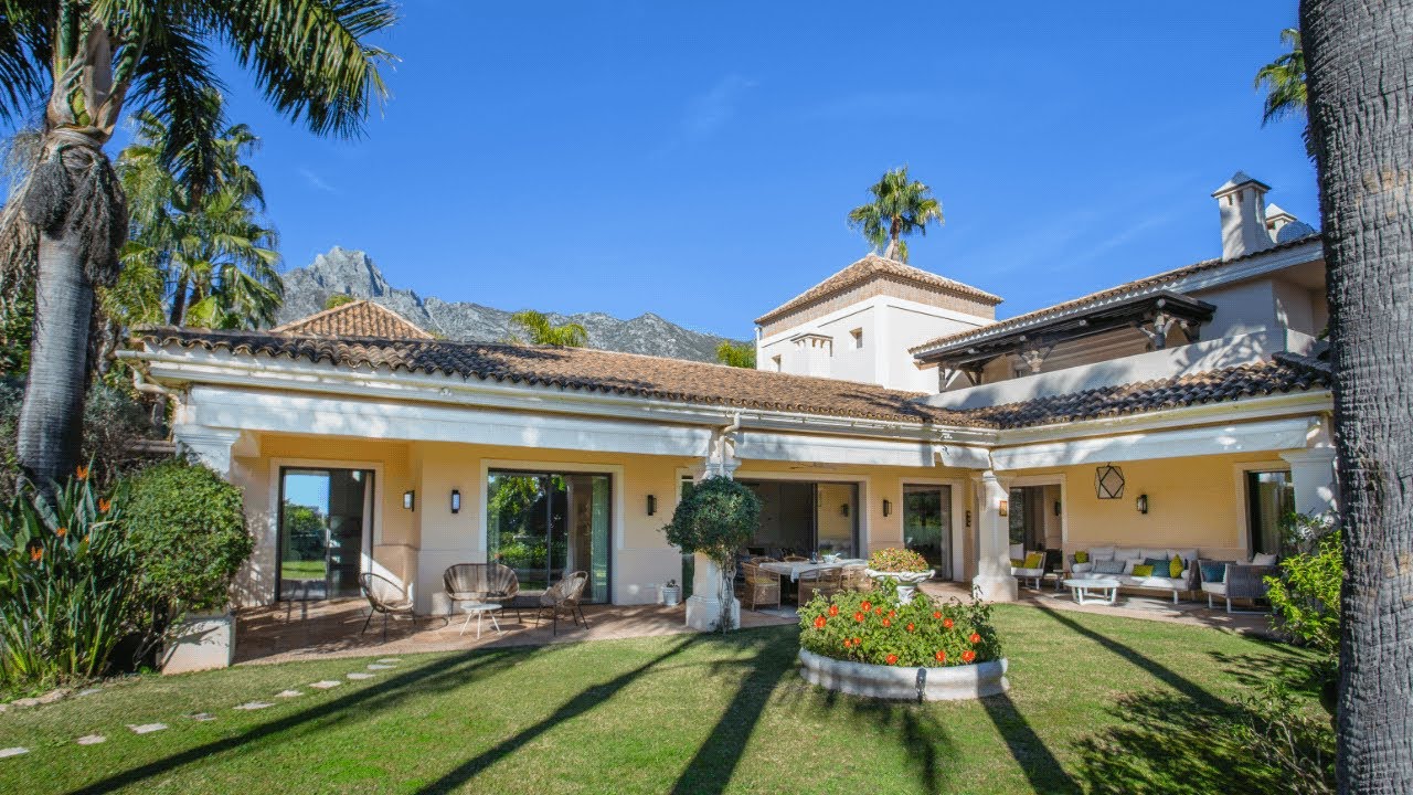 4.700.000€ SIERRA BLANCA Marbella Villa 5 Beds DV3473
