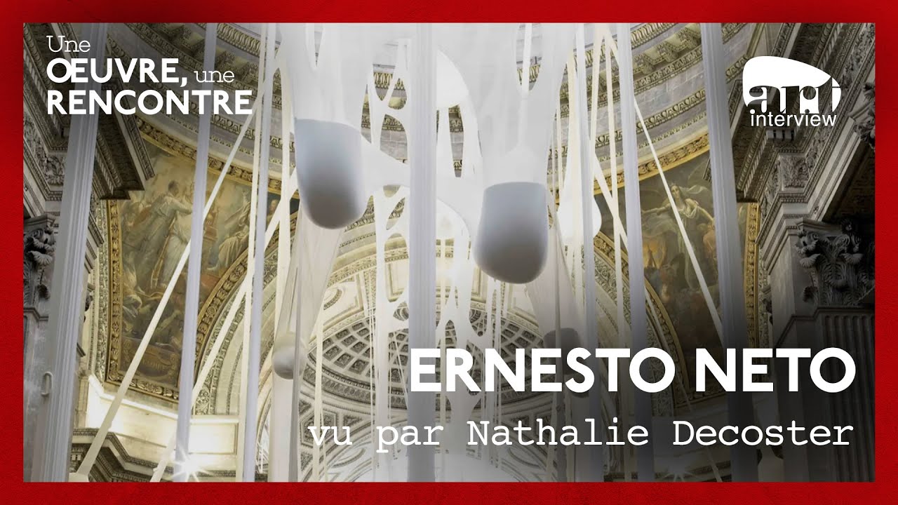 Nathalie Decoster et Le Leviathan Thot d'Ernesto Neto