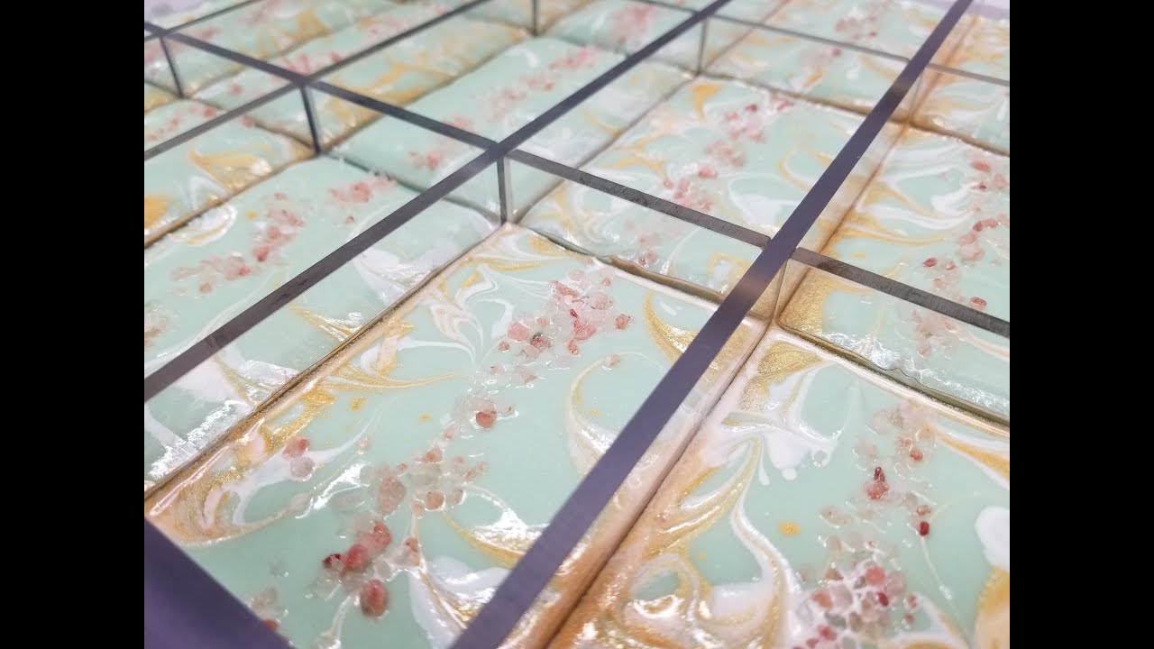 MAKING AND UNMOLDING SIMPLY BEAUTIFUL HANDMADE COLD PROCESS SOAP
