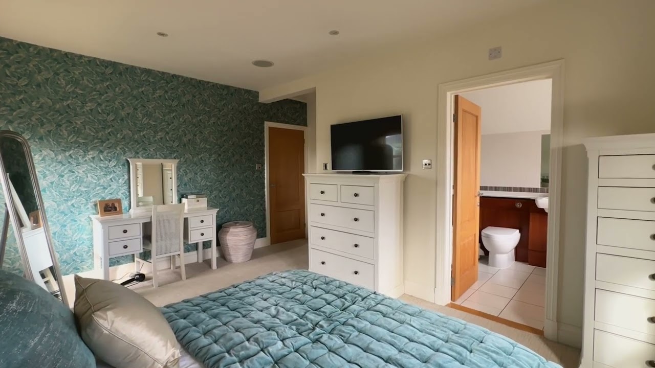 Willett Road, Ashington, Wimborne, Dorset, BH21