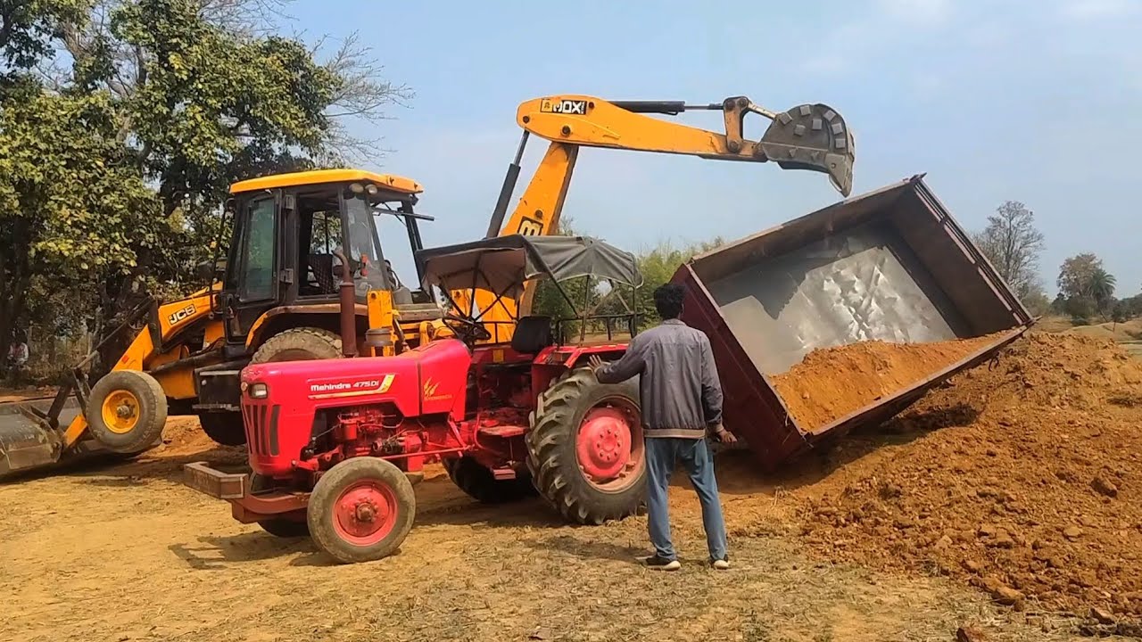 JCB Operator Skill | Tractor Trolley Full Loading Work