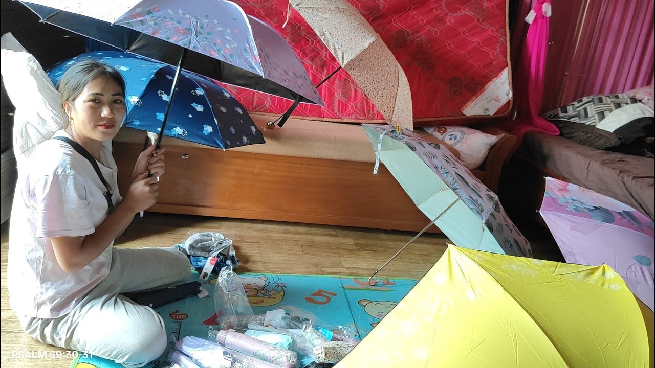 Kimmi in Umbrella 🏖️☔ Bale khat ahong e