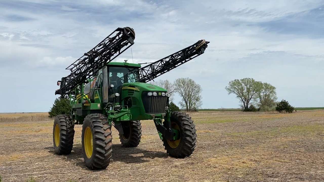 JD 4720 Sprayer