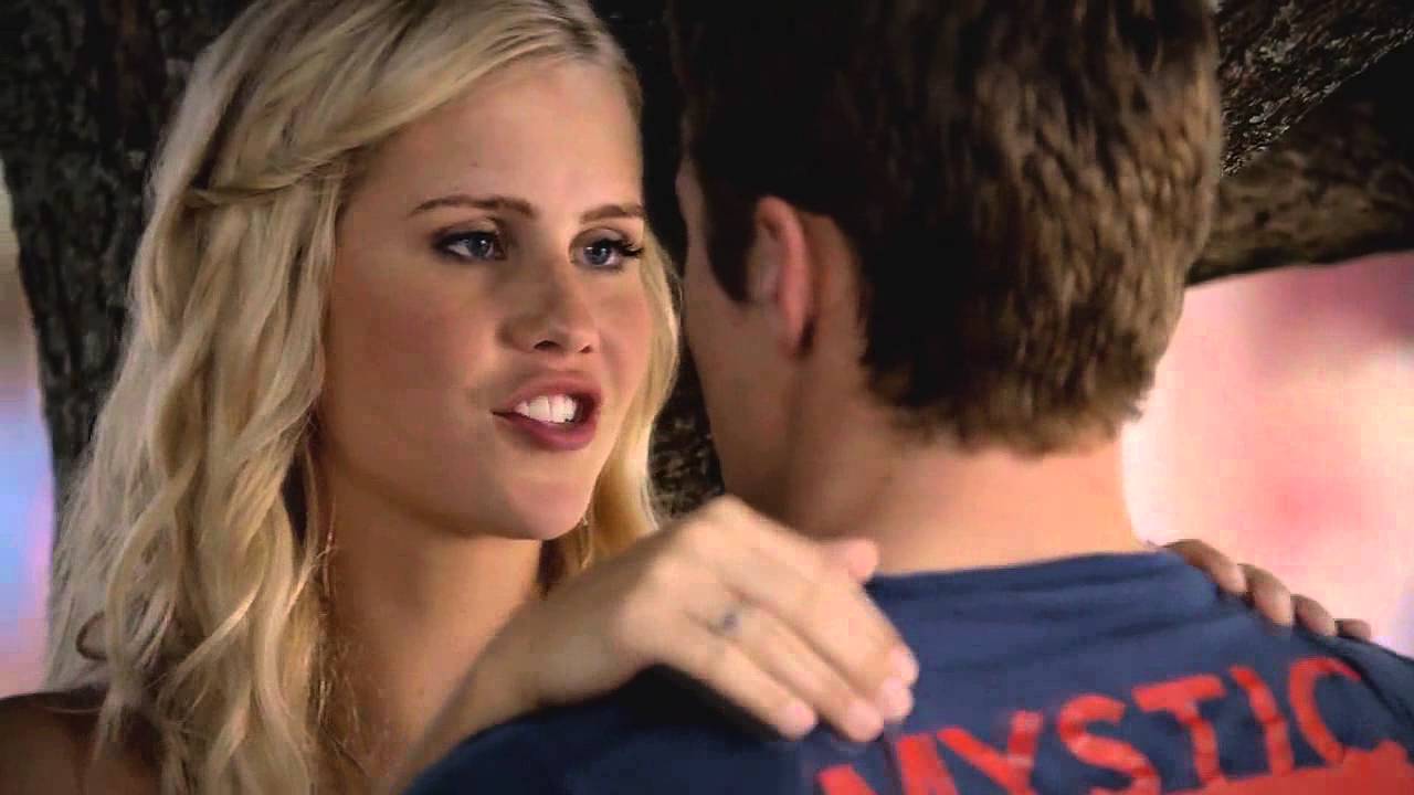 The vampire diaries | Matt and Rebekah kissing 5x01