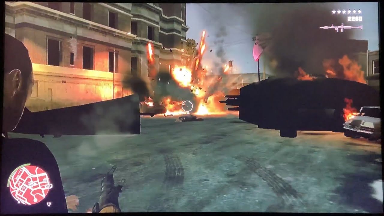 GTA 4 - Chaos and Demolishing Across Bohan + 6 Star Escape