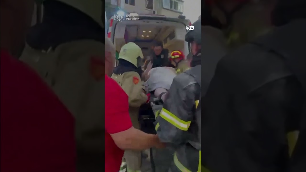 БОЛЬ И РУИНЫ: ПОСЛЕДСТВИЯ АТАКИ НА КИЕВ @dwrussian
