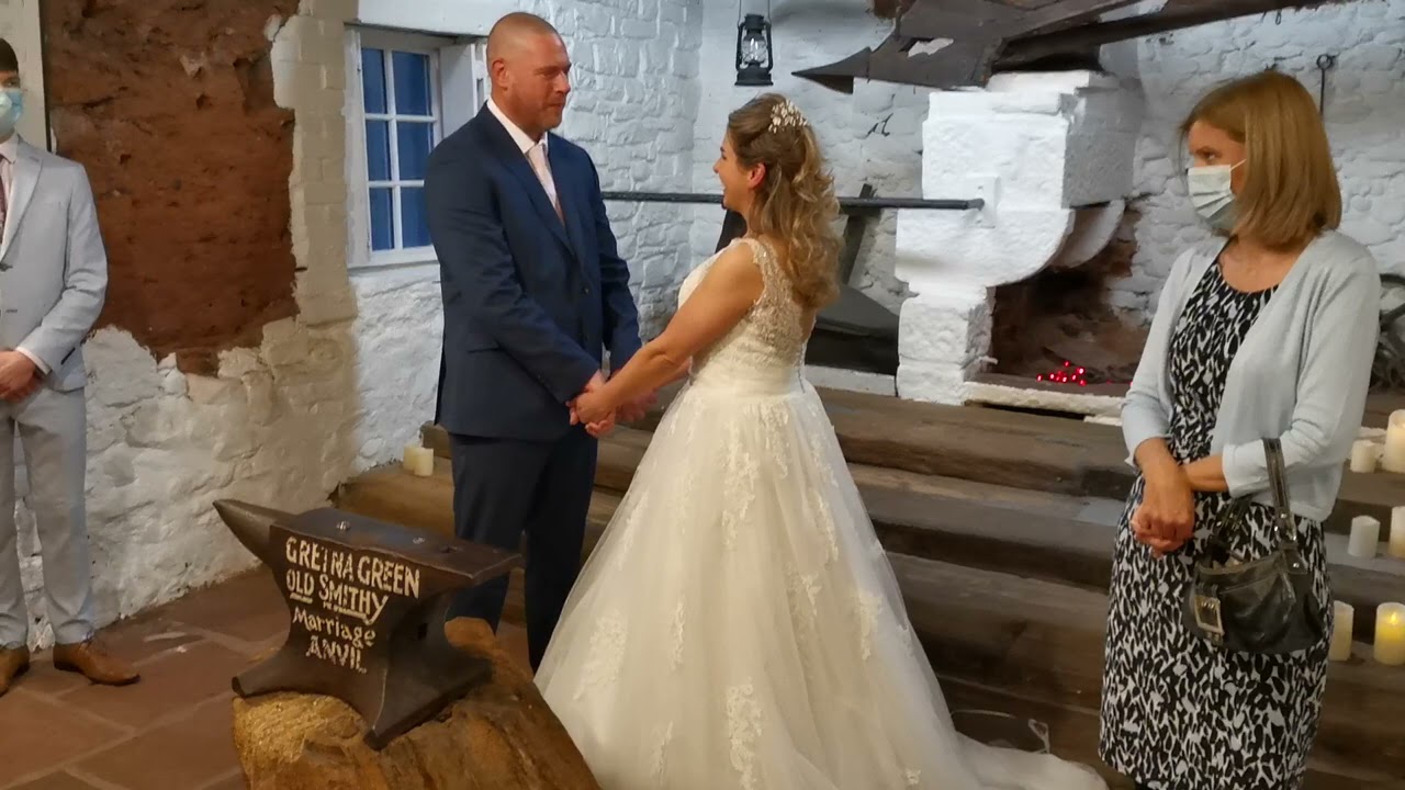 OUR EMOTIONAL LOCKDOWN WEDDING AT GRETNA GREEN